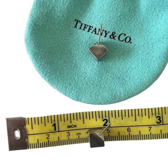 Tiffany & Co • Sterling Silver Solid Box Cube Stud Earrings 8gr - Picture 8 of 9